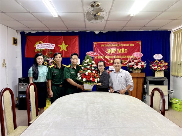 Ban Chỉ huy Quân sự huyện chúc mừng Ngày Báo chí cách mạng Việt Nam