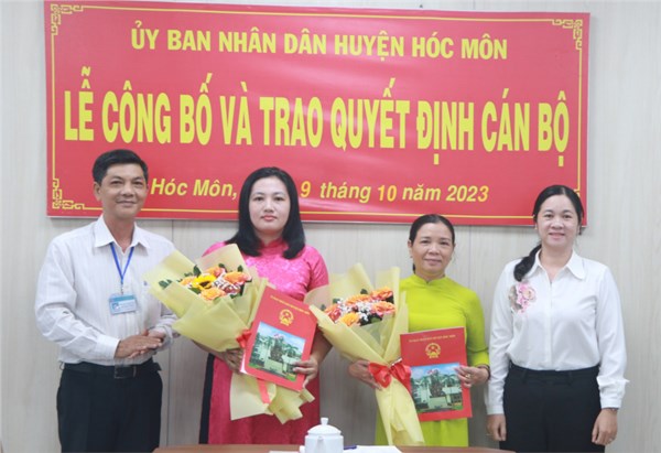 Lễ công bố và trao Quyết định cán bộ