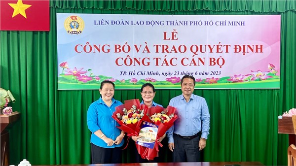 Lễ công bố và trao Quyết định cán bộ