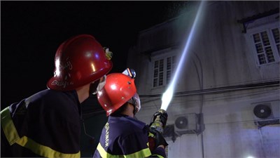 Diễn tập phương án chữa cháy tại Tổ liên gia an toàn PCCC