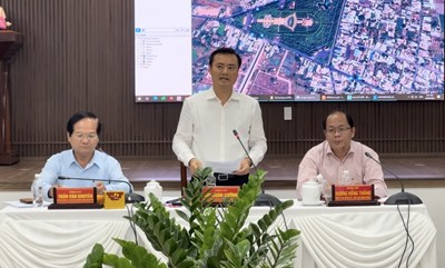 Đoàn công tác Thành phố làm việc với huyện Hóc Môn 