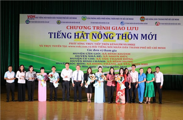 Chương trình “Giao lưu tiếng hát nông thôn mới”