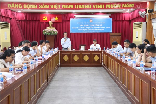 Hội nghị chuyên đề về công tác chuẩn bị năm học mới